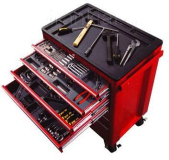 Roller cabinet with 7 tool set trays, 247pcs.
