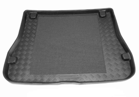 Rubber trunk mat Ford Escort (1990-1999) with edges