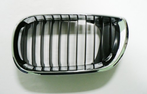 Radiator grill BMW 3-serie E46 (2001-2005), left side